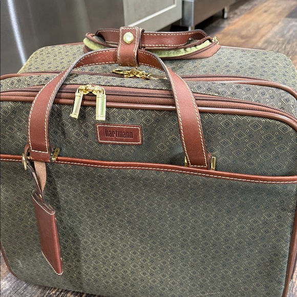 Hartmann Olive and Brown 2 wheel rolling briefcase Carry On Luggage Travel Bag. - Picture 12 of 15
